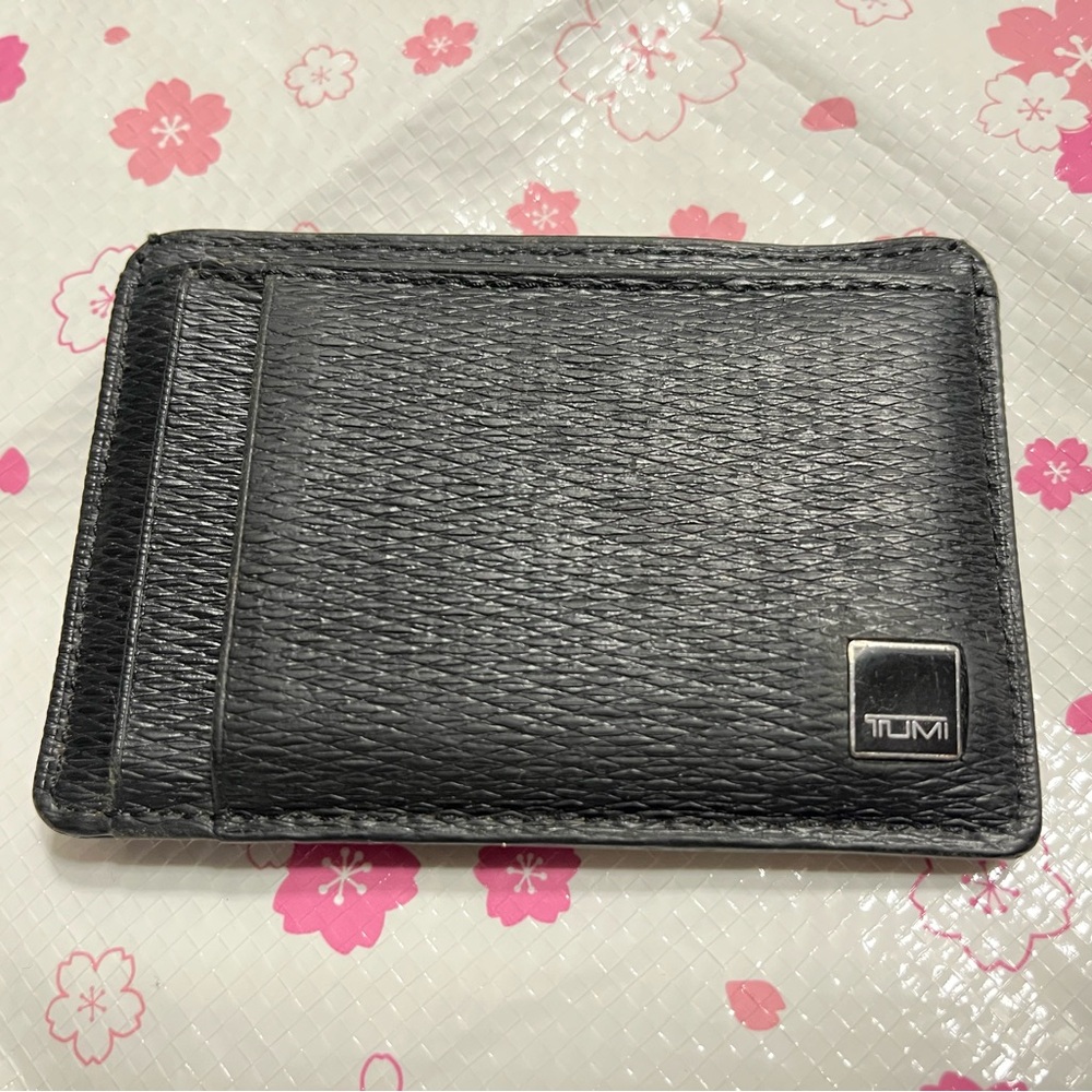 Tumi Monaco Black Leather 4 Slot Card Case with Money Clip